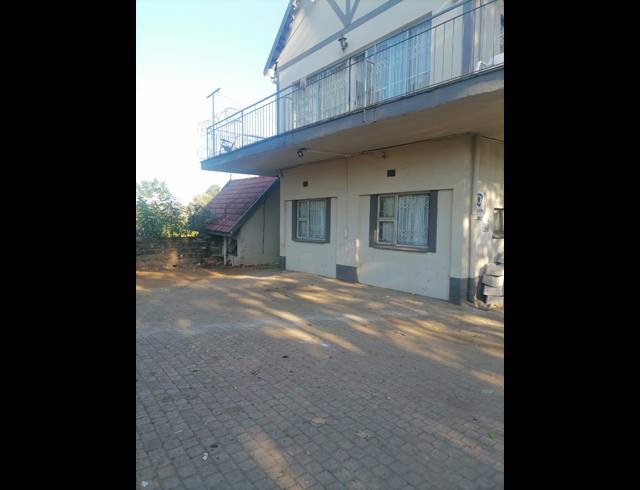 3 BEDROOM APARTMENT TO LET IN WESTVILLE